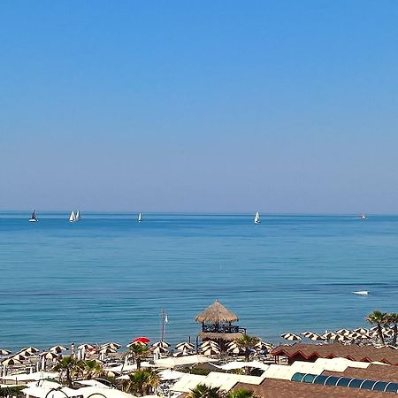 Hotel La Scaletta Lido di Ostia Esterno foto