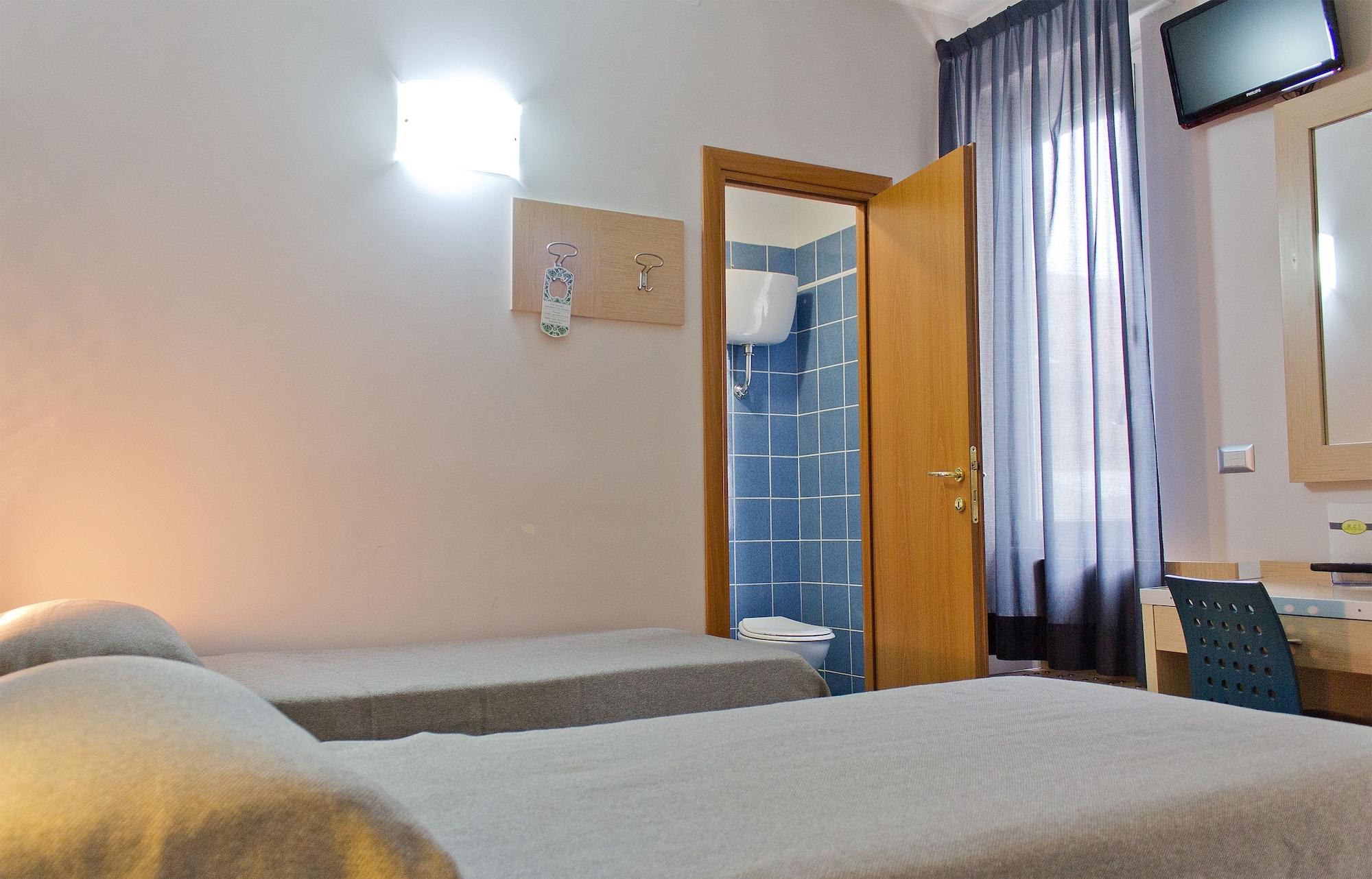 Hotel La Scaletta Lido di Ostia Esterno foto