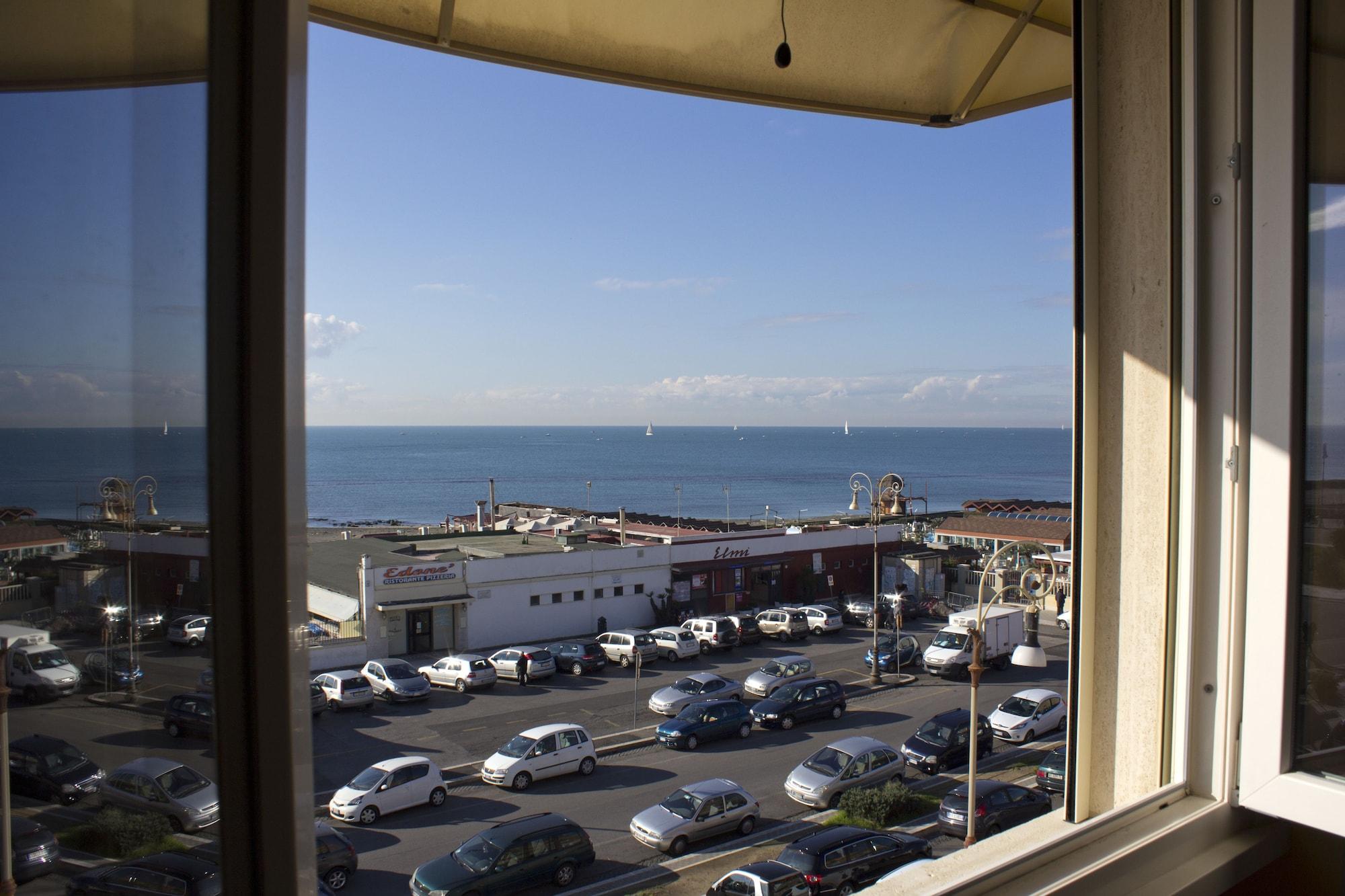 Hotel La Scaletta Lido di Ostia Esterno foto