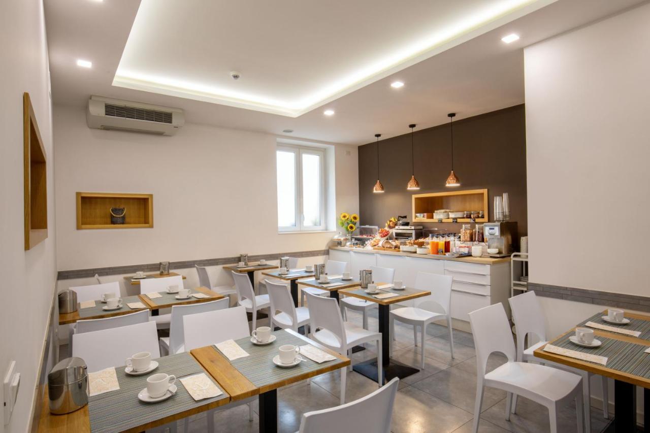 Hotel La Scaletta Lido di Ostia Esterno foto